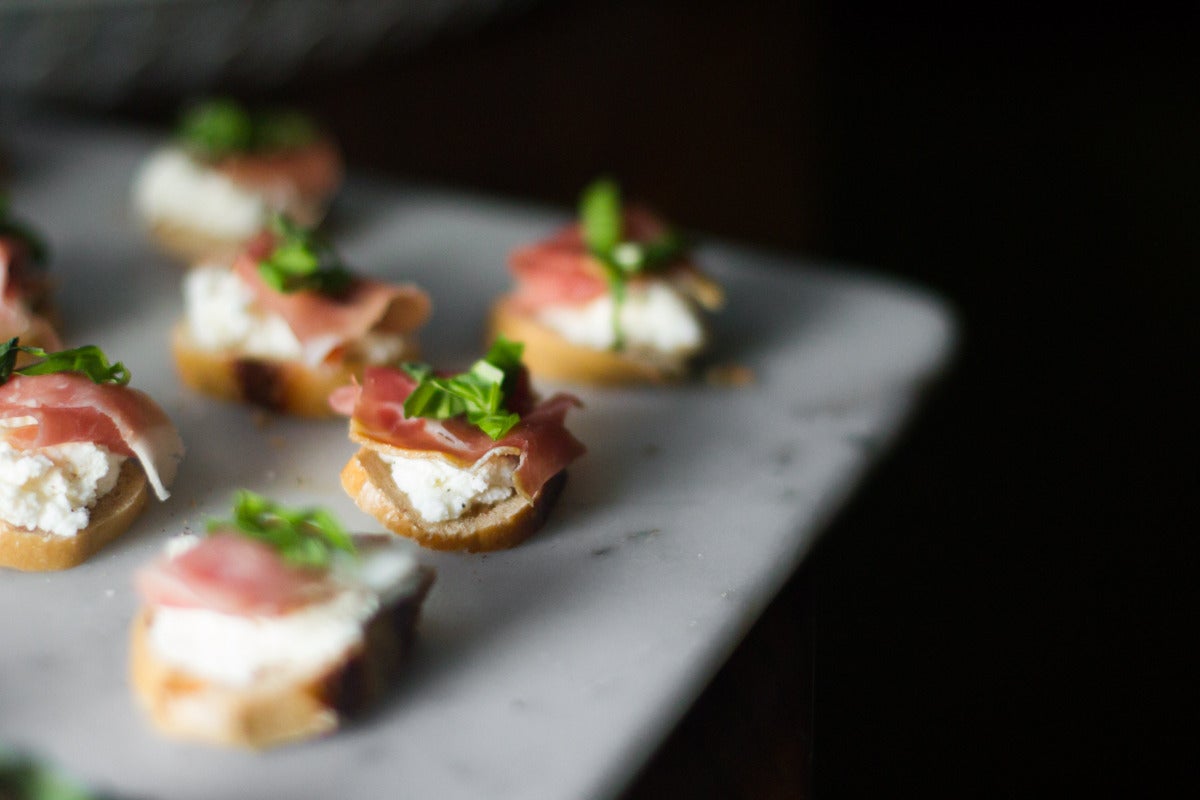 Recipe Holiday Hors d'oeuvres Bruegger's Bagels